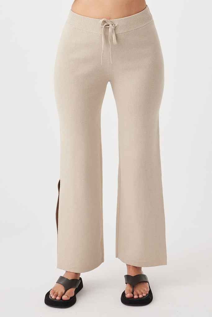 Ria Pant | Taupe