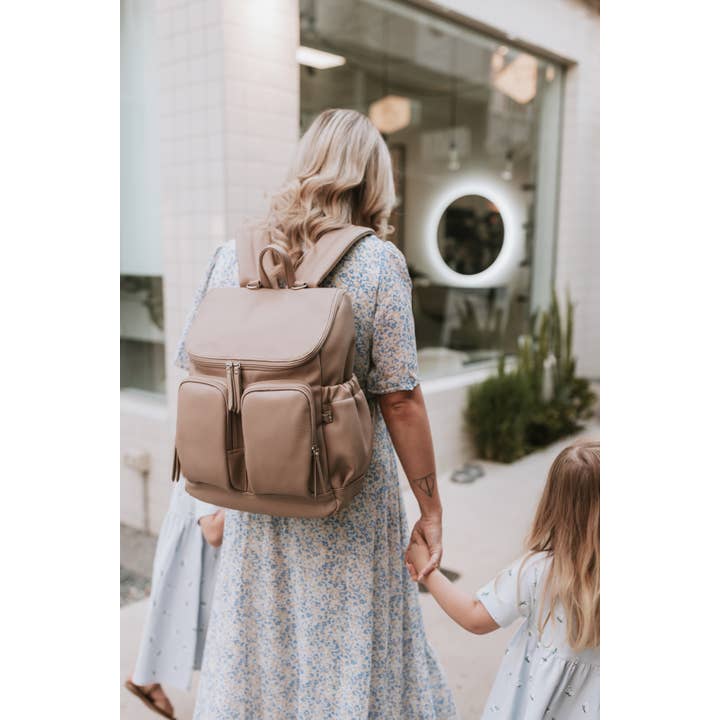 Signature Nappy Backpack|Oat Dimple