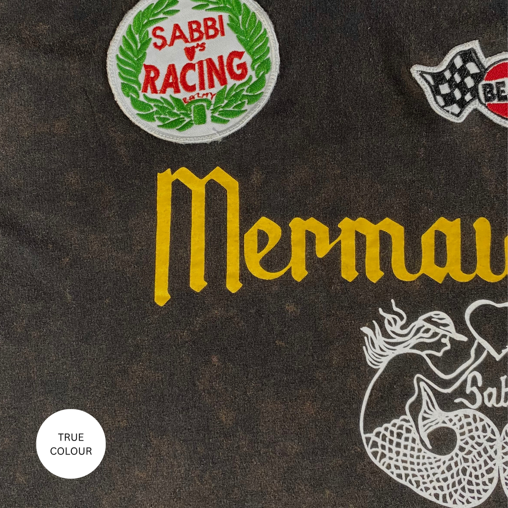 THE VERY OVERSIZED RACING BADGES TEE -BLACK