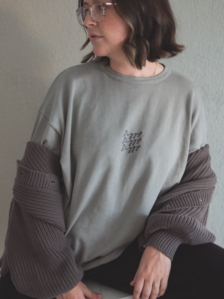 Womens Signature Tee | Gray